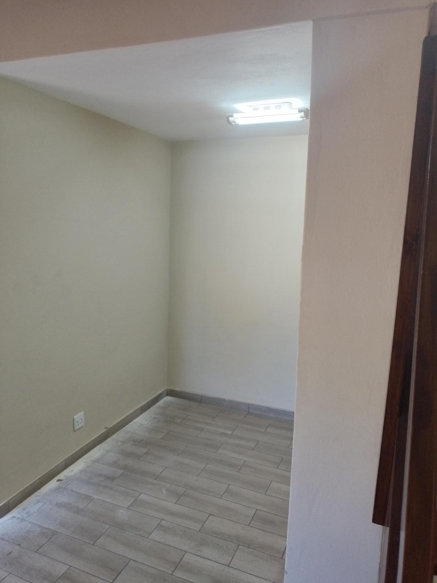 To Let Commercial Property for Rent in Edendale Gauteng
