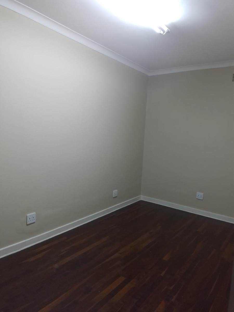 To Let Commercial Property for Rent in Edendale Gauteng