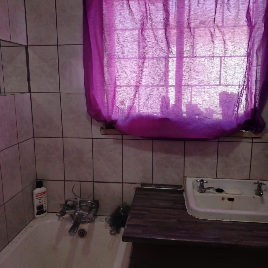 3 Bedroom Property for Sale in Geduld Gauteng