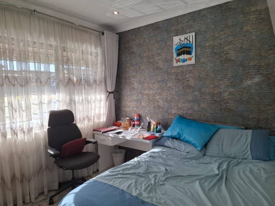 3 Bedroom Property for Sale in Actonville Gauteng