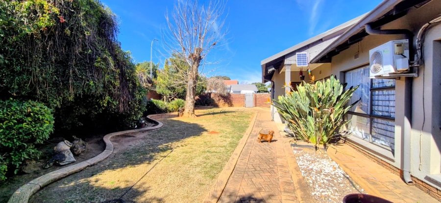 4 Bedroom Property for Sale in Atlasville Gauteng
