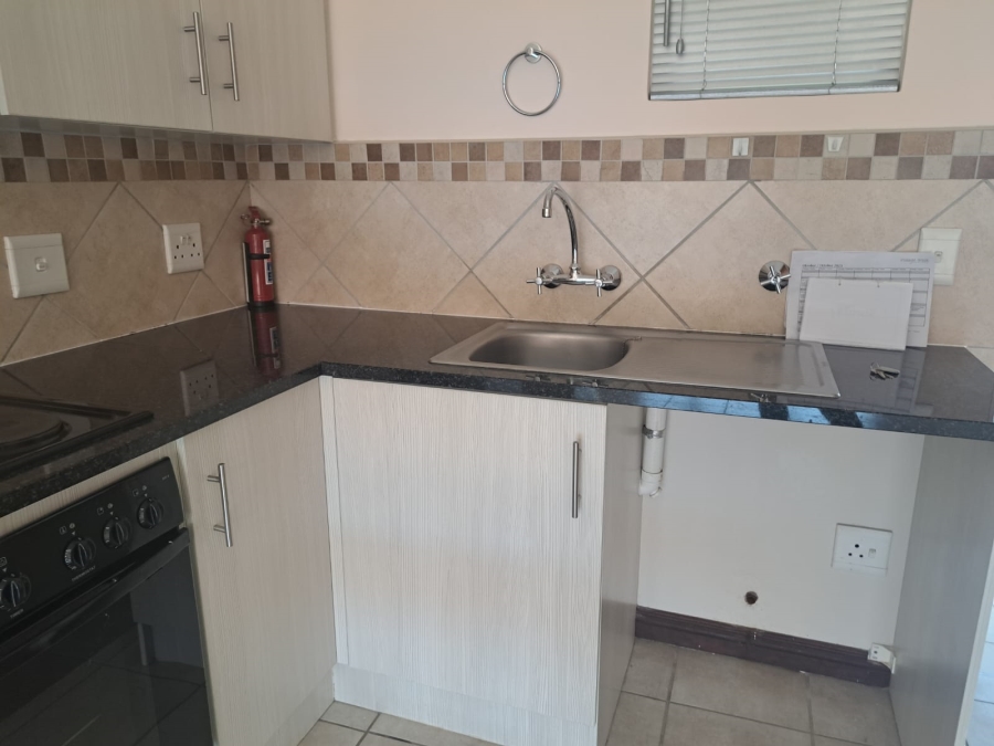 1 Bedroom Property for Sale in Brentwood Gauteng
