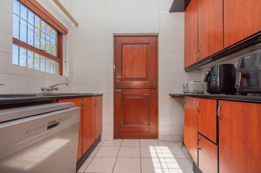 4 Bedroom Property for Sale in Little Falls Gauteng