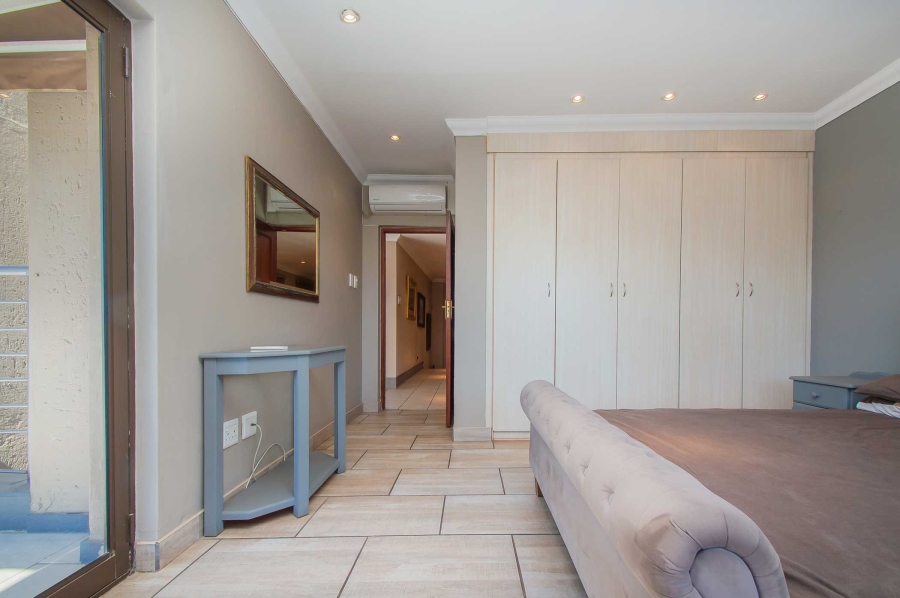 4 Bedroom Property for Sale in Little Falls Gauteng