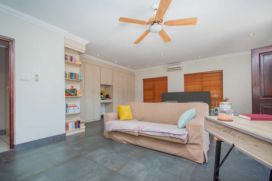 4 Bedroom Property for Sale in Little Falls Gauteng