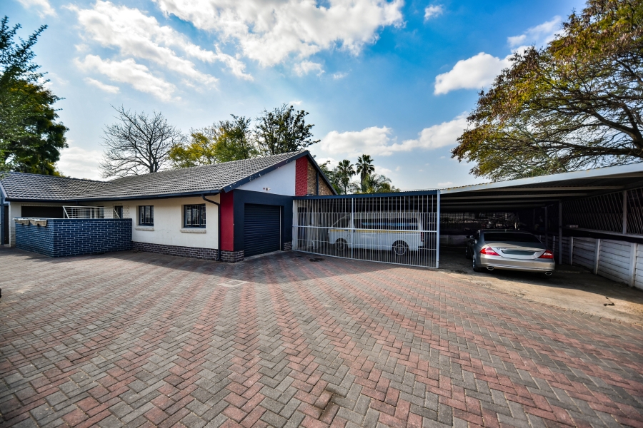3 Bedroom Property for Sale in Silverton Gauteng