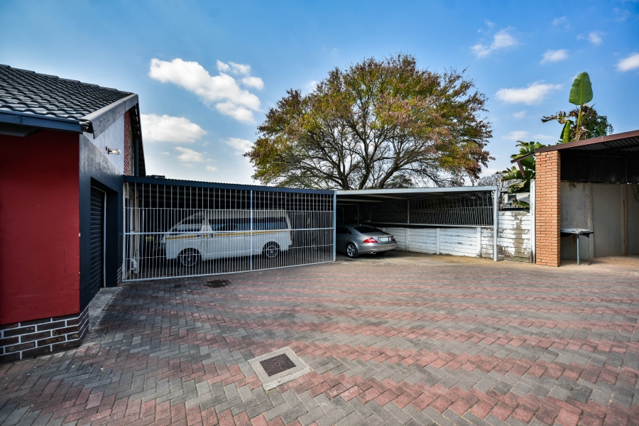 3 Bedroom Property for Sale in Silverton Gauteng