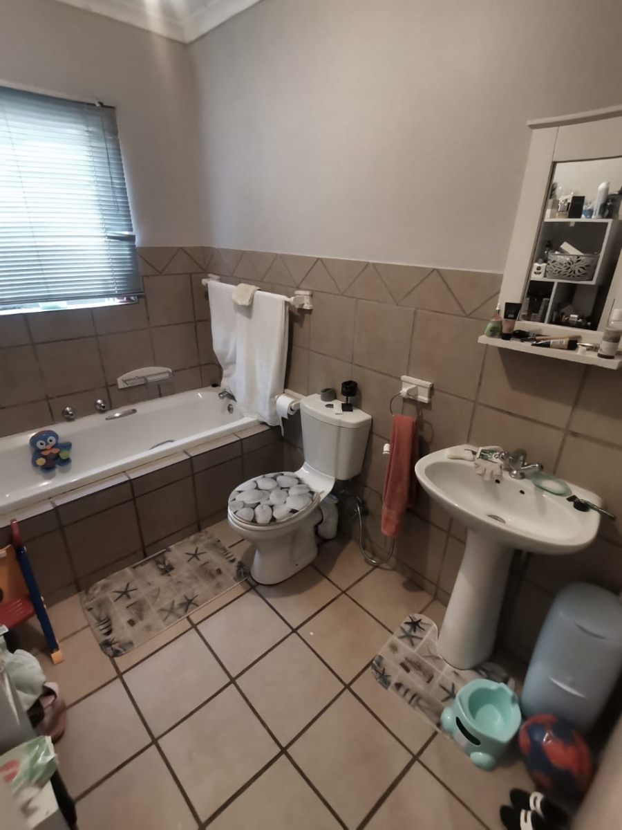 2 Bedroom Property for Sale in Equestria Gauteng
