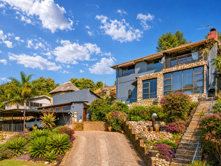 3 Bedroom Property for Sale in Kenmare Gauteng