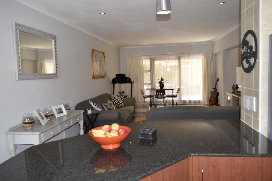 2 Bedroom Property for Sale in Bardene Gauteng