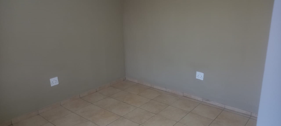 To Let 1 Bedroom Property for Rent in Kibler Park Gauteng