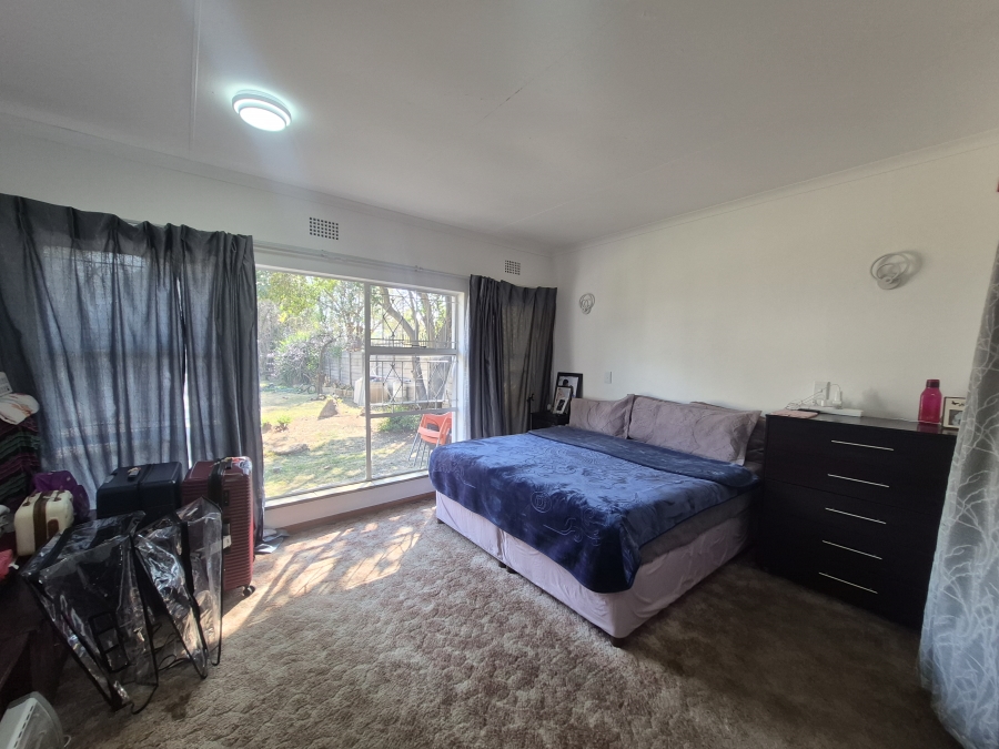 4 Bedroom Property for Sale in Brackenhurst Gauteng