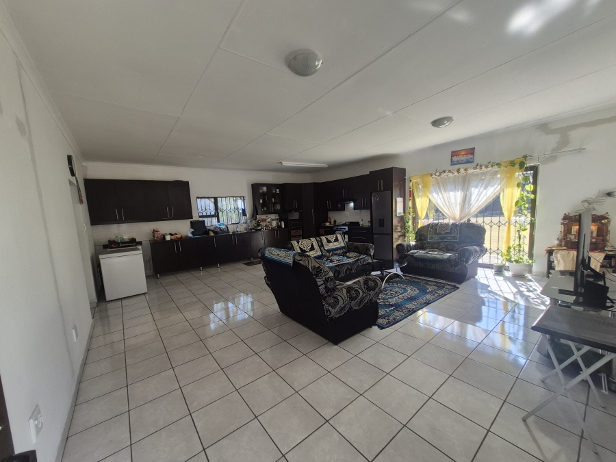 4 Bedroom Property for Sale in Brackenhurst Gauteng