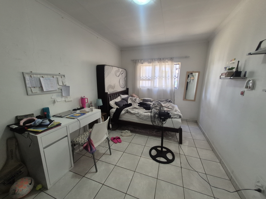 4 Bedroom Property for Sale in Brackenhurst Gauteng