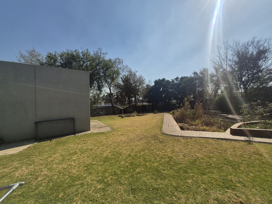 4 Bedroom Property for Sale in Brackenhurst Gauteng