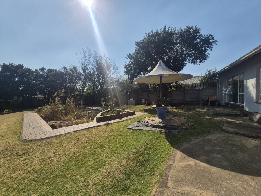 4 Bedroom Property for Sale in Brackenhurst Gauteng