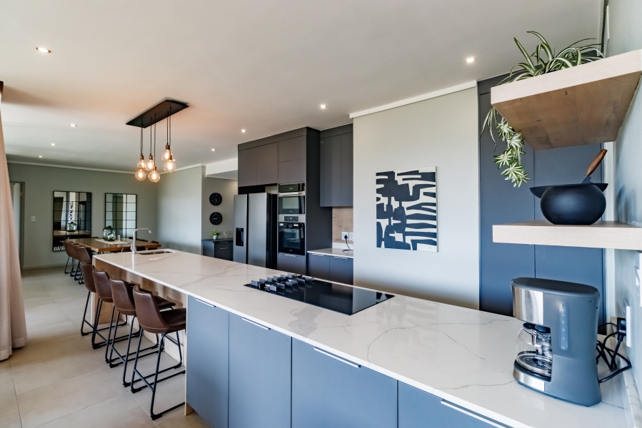 To Let 3 Bedroom Property for Rent in Midstream Estate Gauteng