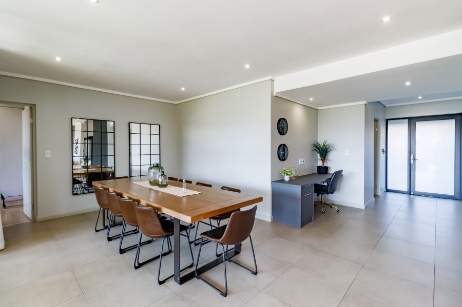 To Let 3 Bedroom Property for Rent in Midstream Estate Gauteng