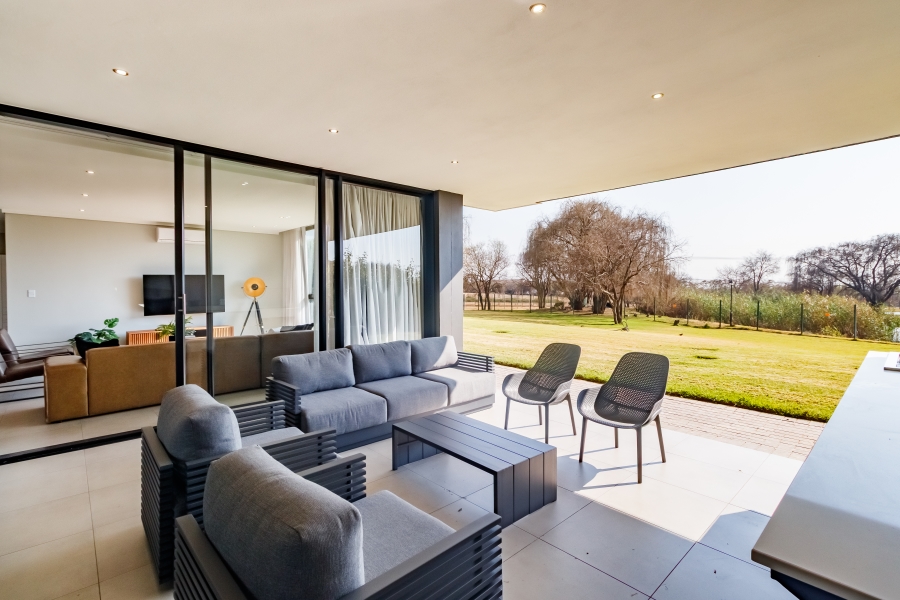 To Let 3 Bedroom Property for Rent in Midstream Estate Gauteng