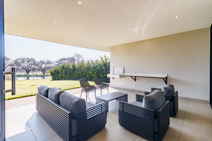 To Let 3 Bedroom Property for Rent in Midstream Estate Gauteng