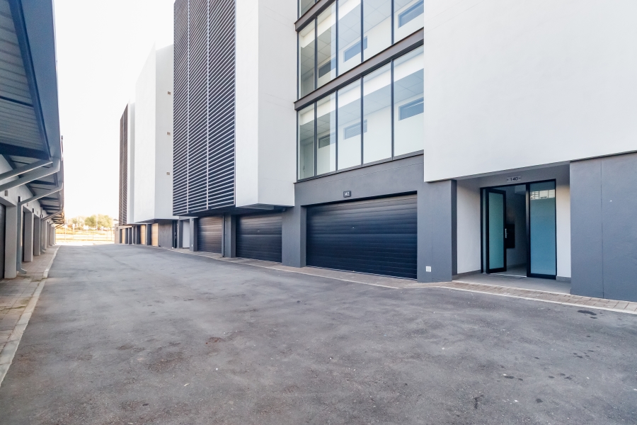 To Let 3 Bedroom Property for Rent in Midstream Estate Gauteng