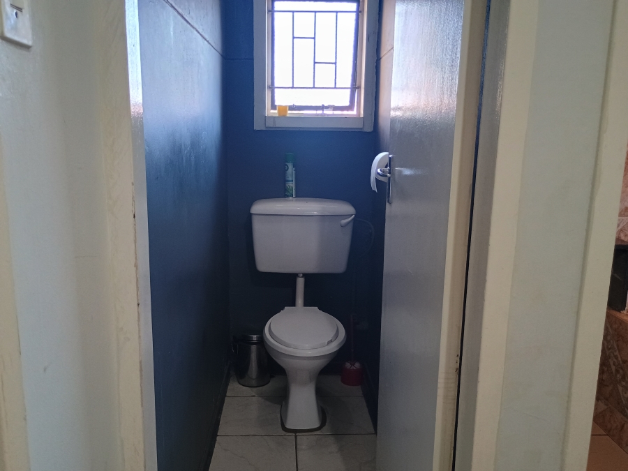 4 Bedroom Property for Sale in Vanderbijlpark Cw 6 Gauteng