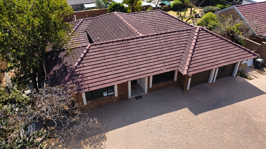 3 Bedroom Property for Sale in Florauna Gauteng