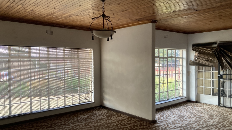 3 Bedroom Property for Sale in Dunnottar Gauteng