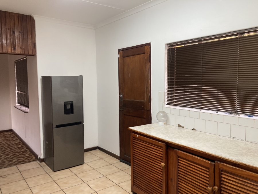3 Bedroom Property for Sale in Dunnottar Gauteng