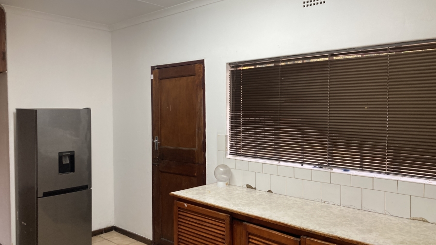 3 Bedroom Property for Sale in Dunnottar Gauteng