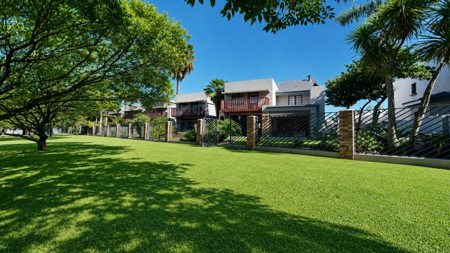 3 Bedroom Property for Sale in Glen Marais Gauteng