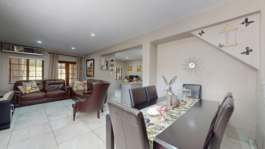 3 Bedroom Property for Sale in Glen Marais Gauteng