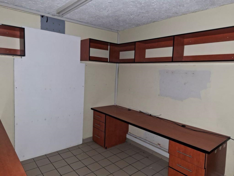 Commercial Property for Sale in Helikonpark Gauteng