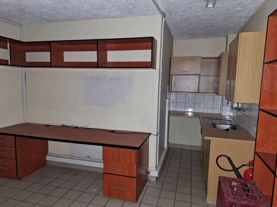 Commercial Property for Sale in Helikonpark Gauteng