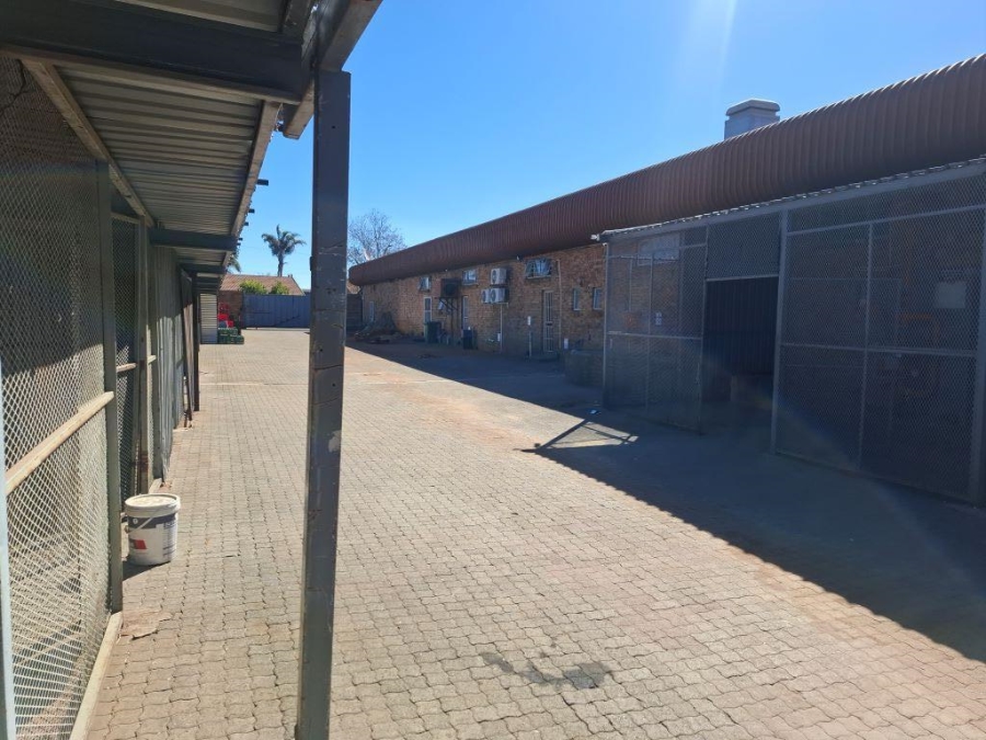 Commercial Property for Sale in Helikonpark Gauteng