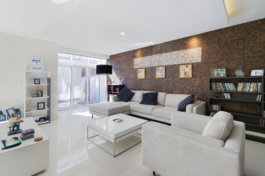 3 Bedroom Property for Sale in Bryanston Gauteng