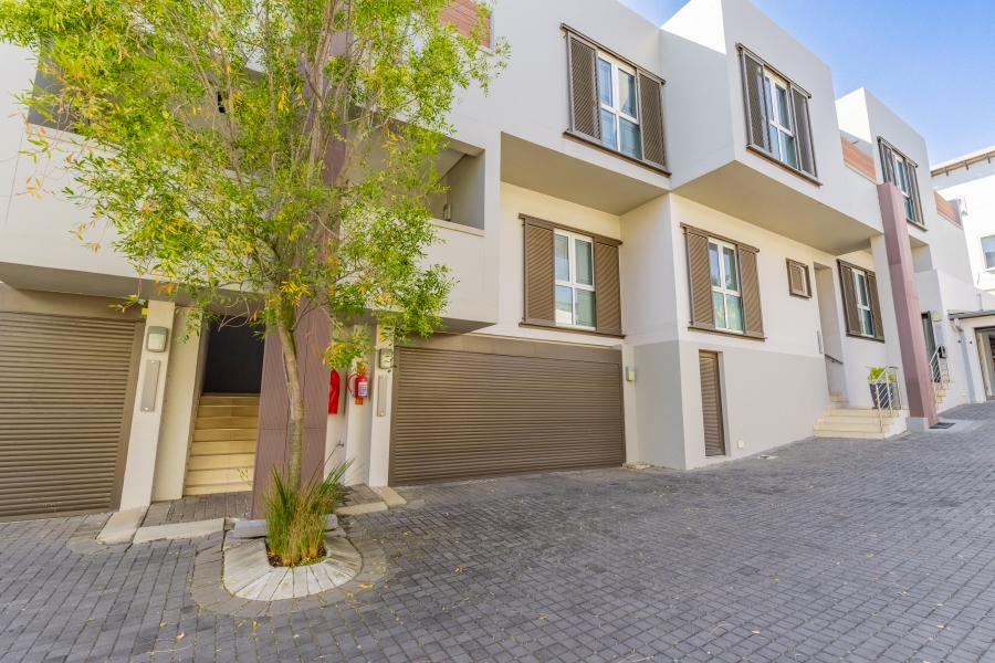 3 Bedroom Property for Sale in Bryanston Gauteng