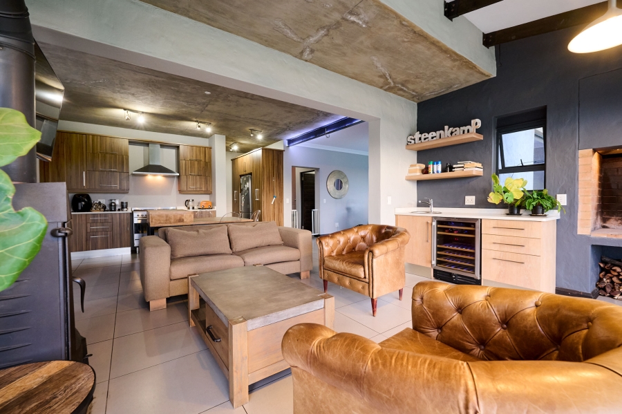 3 Bedroom Property for Sale in Waterfall Country Village Gauteng