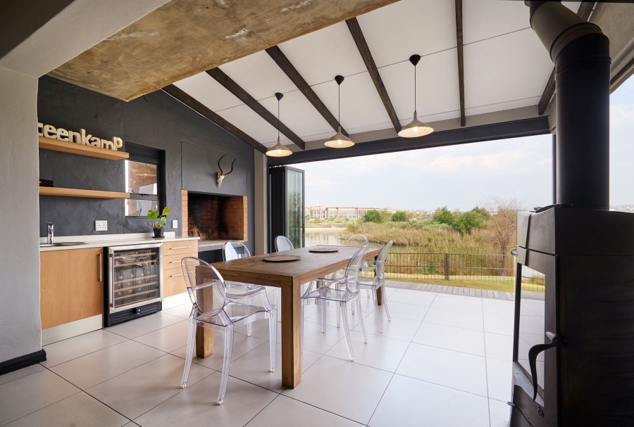 3 Bedroom Property for Sale in Waterfall Country Village Gauteng