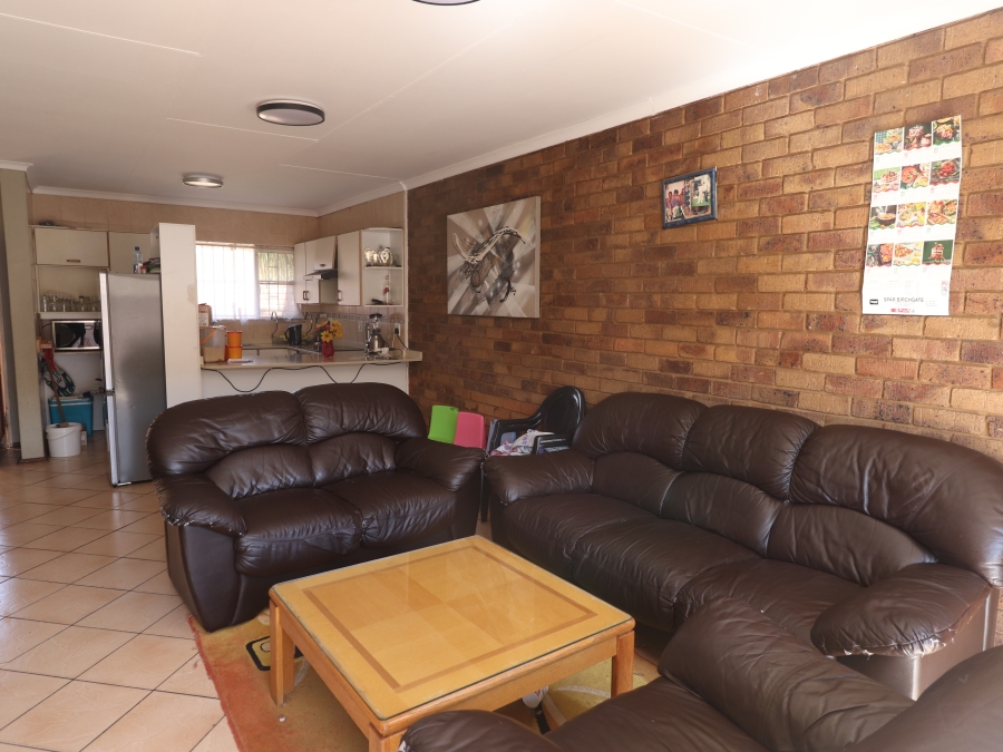 To Let 3 Bedroom Property for Rent in Terenure Gauteng