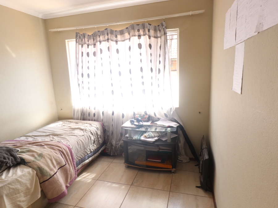 To Let 3 Bedroom Property for Rent in Terenure Gauteng