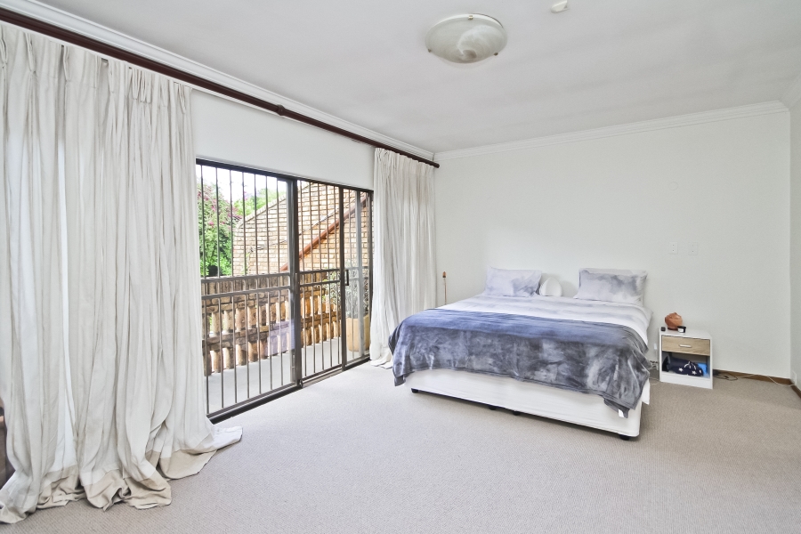 3 Bedroom Property for Sale in Illovo Gauteng