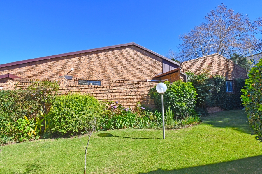 3 Bedroom Property for Sale in Illovo Gauteng
