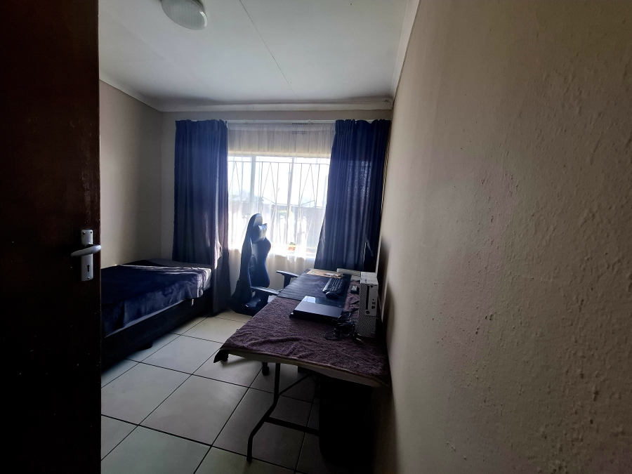 3 Bedroom Property for Sale in Dal Fouche Gauteng