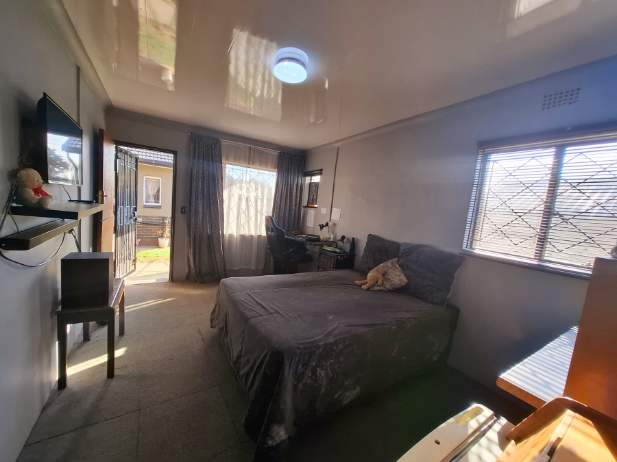 3 Bedroom Property for Sale in Dal Fouche Gauteng