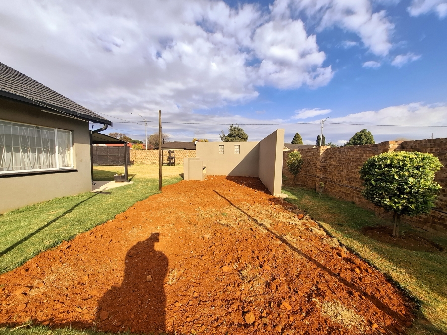 3 Bedroom Property for Sale in Dal Fouche Gauteng