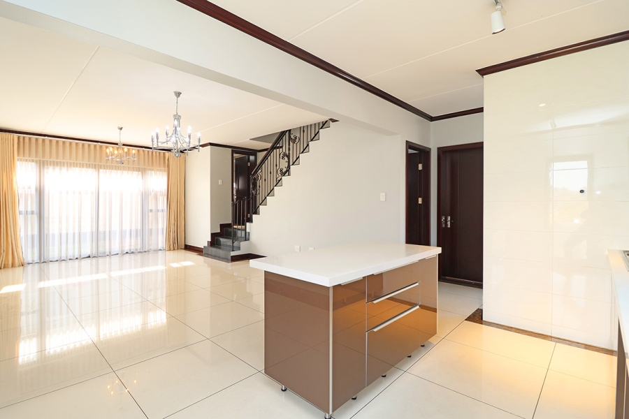To Let 3 Bedroom Property for Rent in Craigavon Gauteng