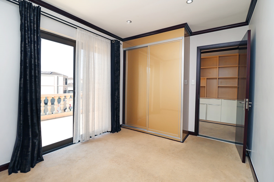 To Let 3 Bedroom Property for Rent in Craigavon Gauteng