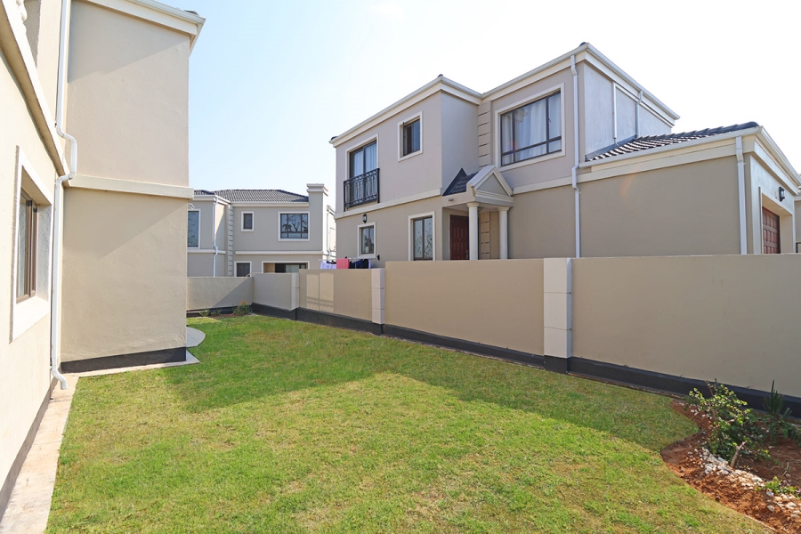To Let 3 Bedroom Property for Rent in Craigavon Gauteng