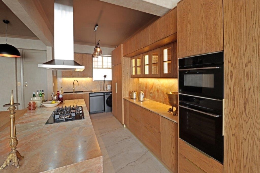 To Let 3 Bedroom Property for Rent in Illovo Gauteng